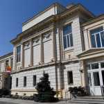Prof. univ. dr. Mhai Zamfir: „Darea la o parte a cronologiei din studiul literaturii creează un vid mental”